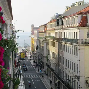 Baixa/chiado View Tagus Lisbona